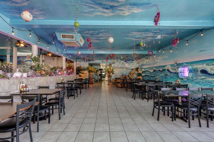 More Photos Of 5222 S Central Ave, Phoenix General Retail For Sale