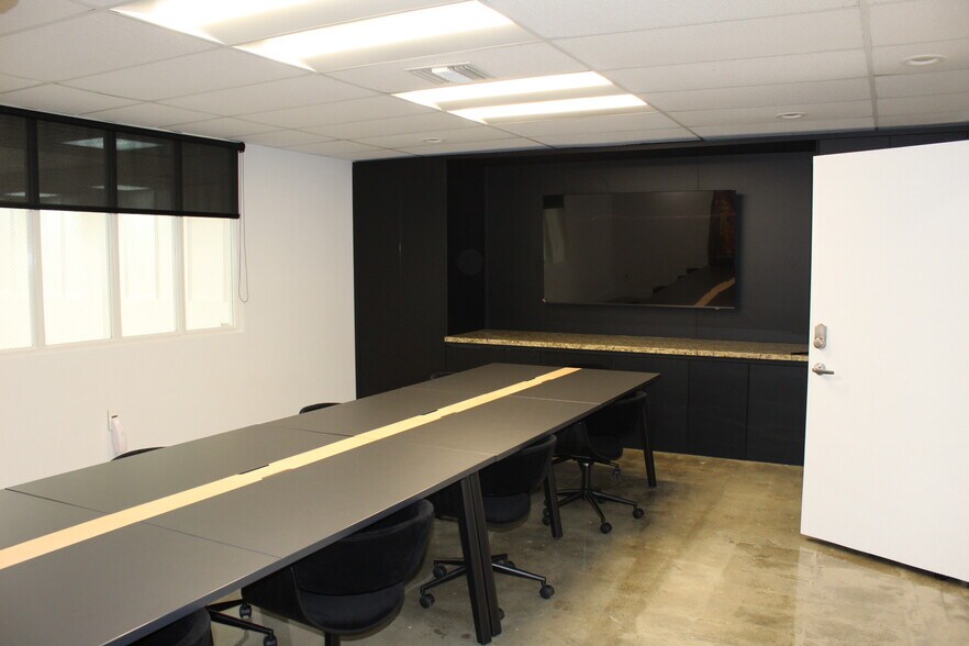 More Photos Of 4001 NW 97th Ave, Doral Coworking Space