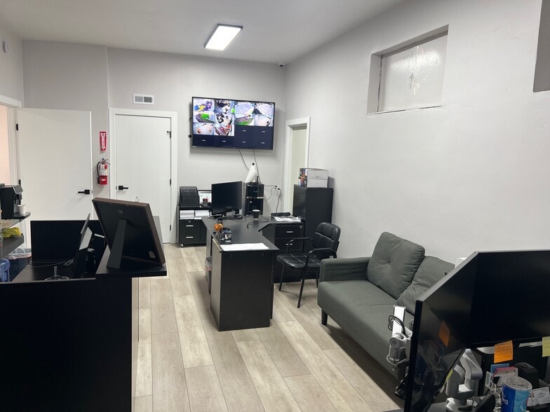 More Photos Of 6224 Walnut Ave, Orangevale Storefront Retail Office For Sale