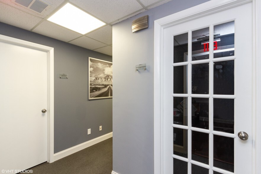 More Photos Of 212 SE 8th St, Fort Lauderdale Office Residential For Sale