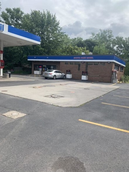 More Photos Of 2540 S Park Ave, Lackawanna Service Station For Sale
