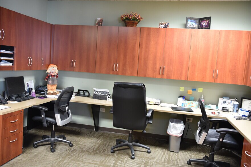 More Photos Of 3641 E 108th St, Chicago Medical For Sale