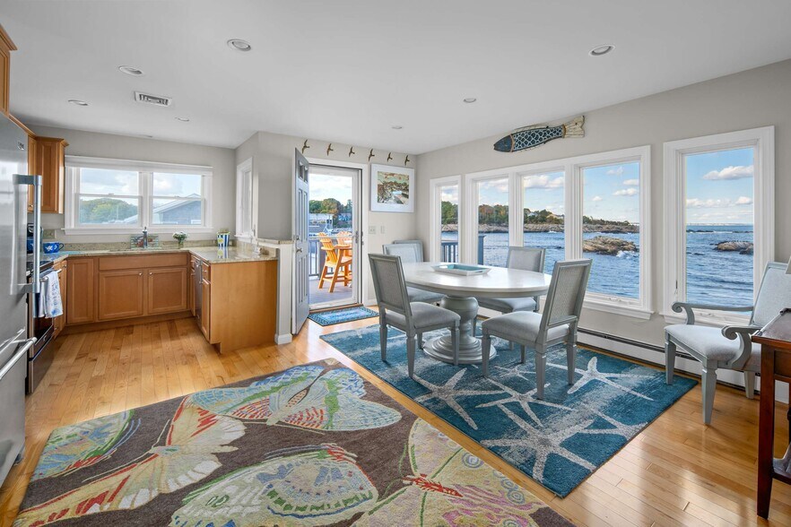 More Photos Of 3 Harbor Lane, Ogunquit Apartments For Sale
