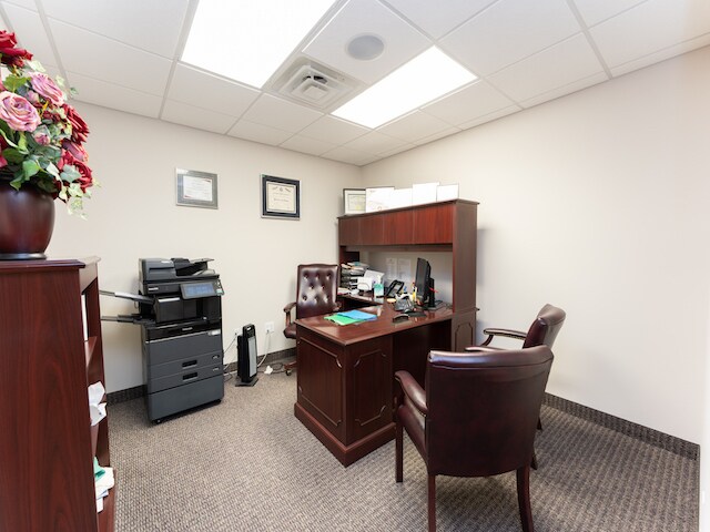 More Photos Of 1051-1103 W Sherman Ave, Vineland Medical For Lease