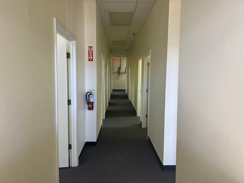 More Photos Of 4740-4780 US Highway 19, New Port Richey Unknown For Lease