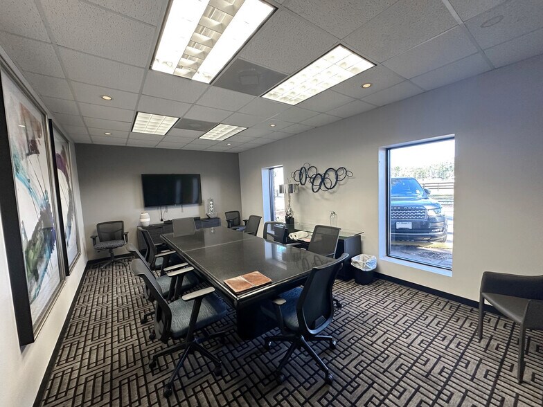 More Photos Of 17463 Interstate 45 N, Willis Industrial For Lease