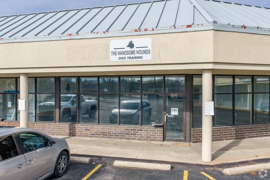 More Photos Of 6444 Pearl Rd, Parma Heights Unknown For Lease