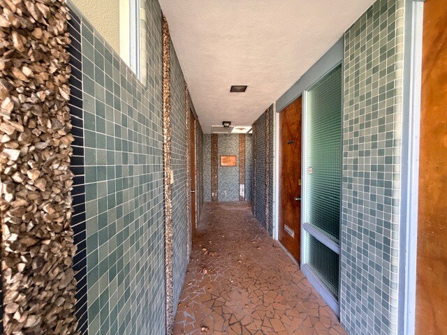 More Photos Of 523 N Peninsula Dr, Daytona Beach Office For Sale