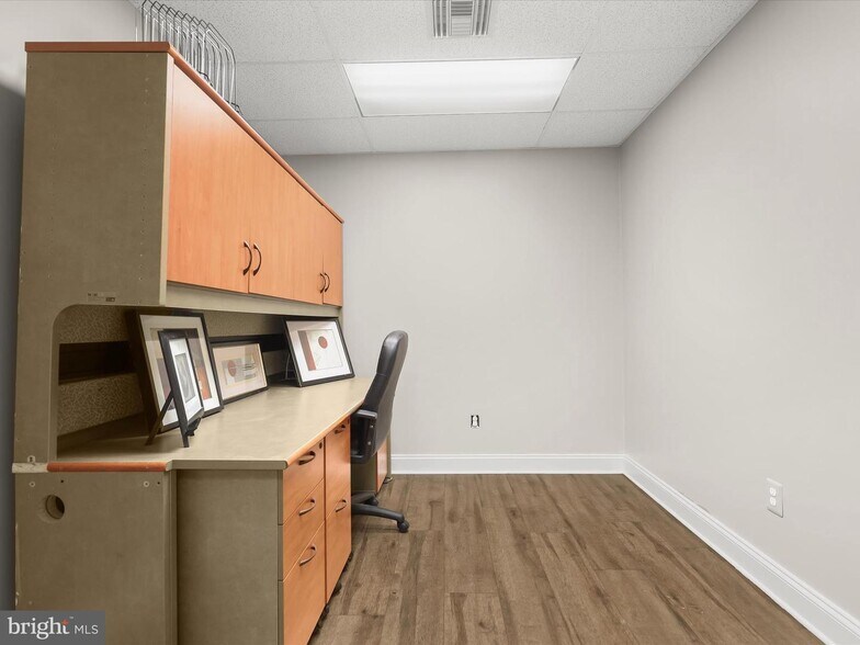 More Photos Of 54 Scott Adam Rd, Cockeysville Medical For Sale