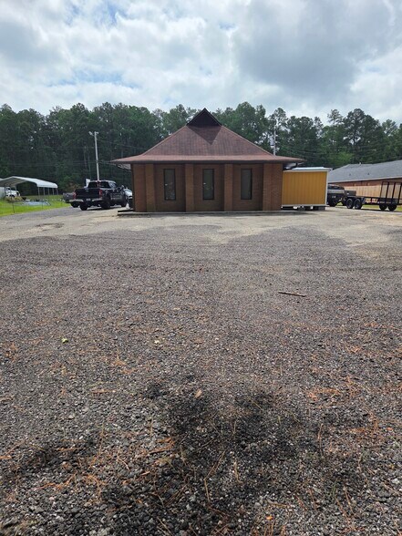 More Photos Of 684 Highway 1 S, Lugoff Office For Lease