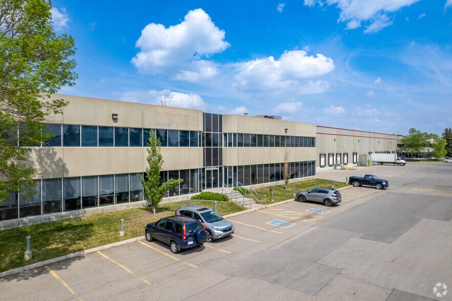 Primary Photo Of 4920-5280 72 Av SE, Calgary Warehouse For Lease