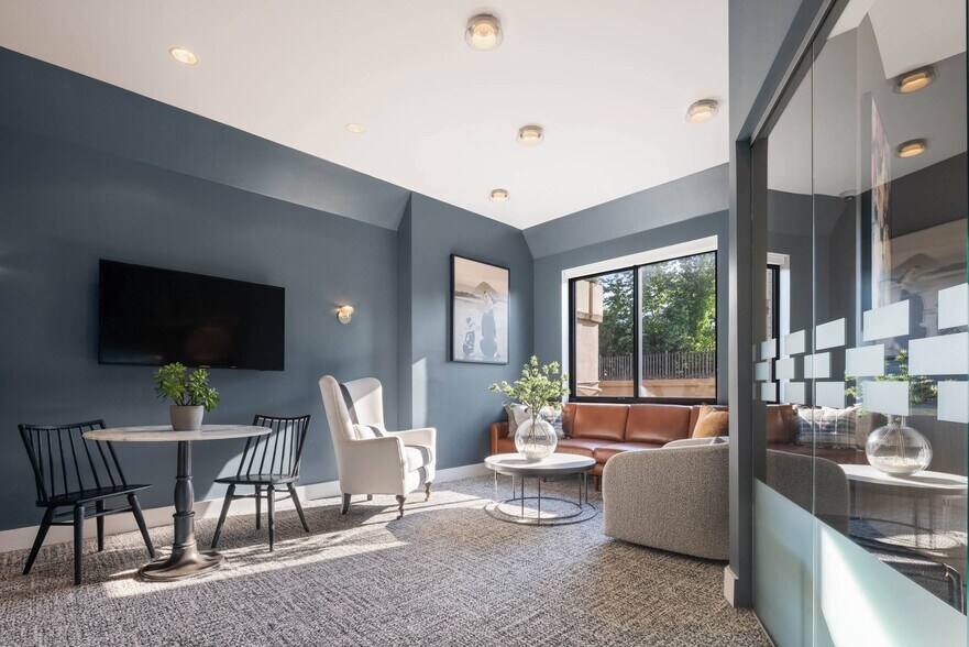 More Photos Of 15-27 Bank St, White Plains Apartments For Lease