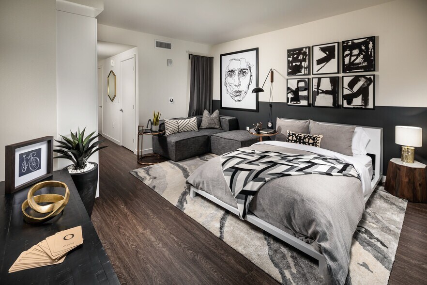 More Photos Of 424 W Pico Blvd, Los Angeles Apartments For Lease