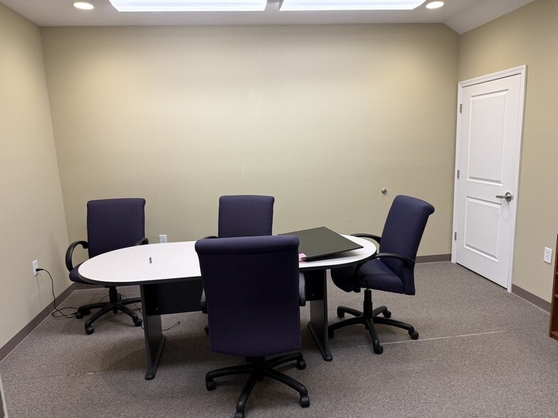 More Photos Of 232 Aldey Way, Greenville Office For Lease