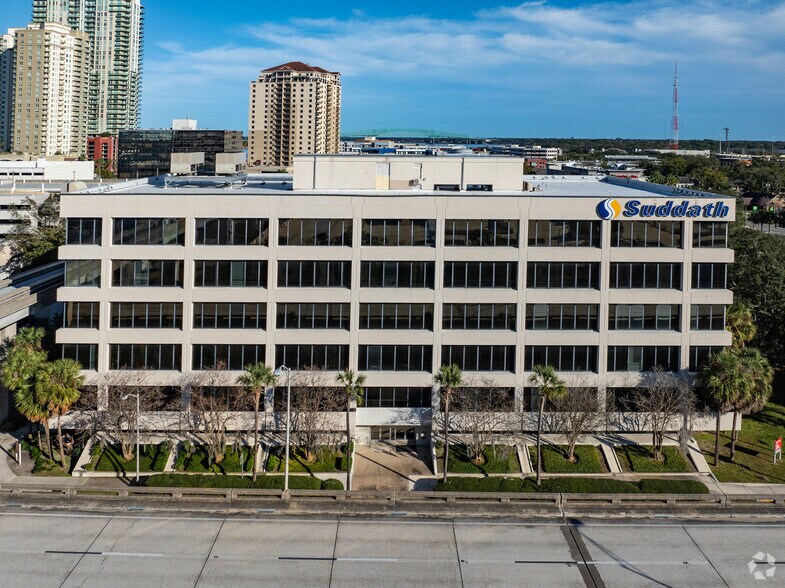 More Photos Of 815 S Main St, Jacksonville Office For Lease