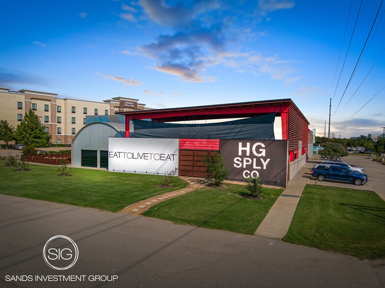 Primary Photo Of 2980 SH TX-114 Frontage Rd, Trophy Club Restaurant For Sale