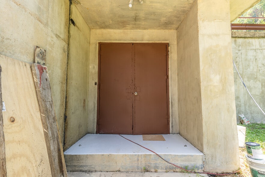 More Photos Of 8871 Griffith Rd, Nashville Warehouse For Sale