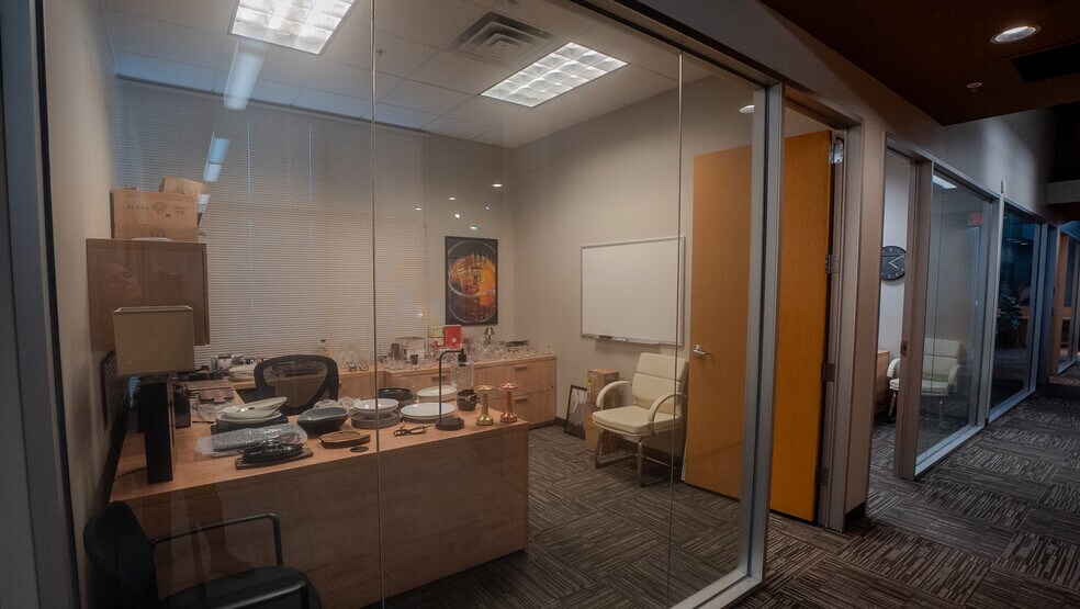 More Photos Of 127 E Warm Springs Rd, Las Vegas Office For Sale