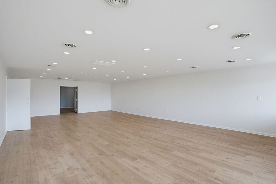 More Photos Of 3524 Millington Rd, Clayton Storefront Retail Office For Sale
