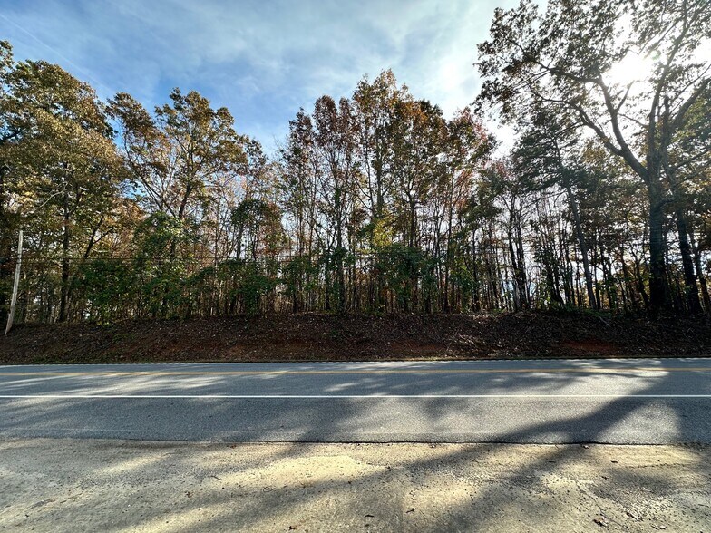 More Photos Of 0 Hollywood Hwy, Clarkesville Land For Sale