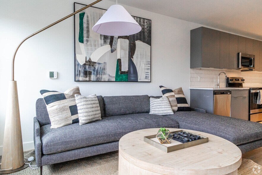 More Photos Of 10 W Westfield Ave W, Roselle Park Apartments For Lease