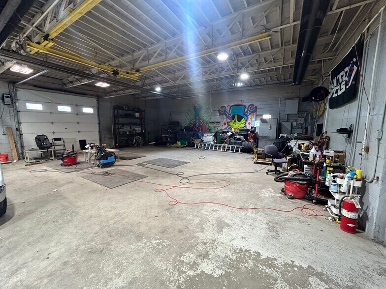More Photos Of 4516 Van Dyke Rd, Almont Warehouse For Lease