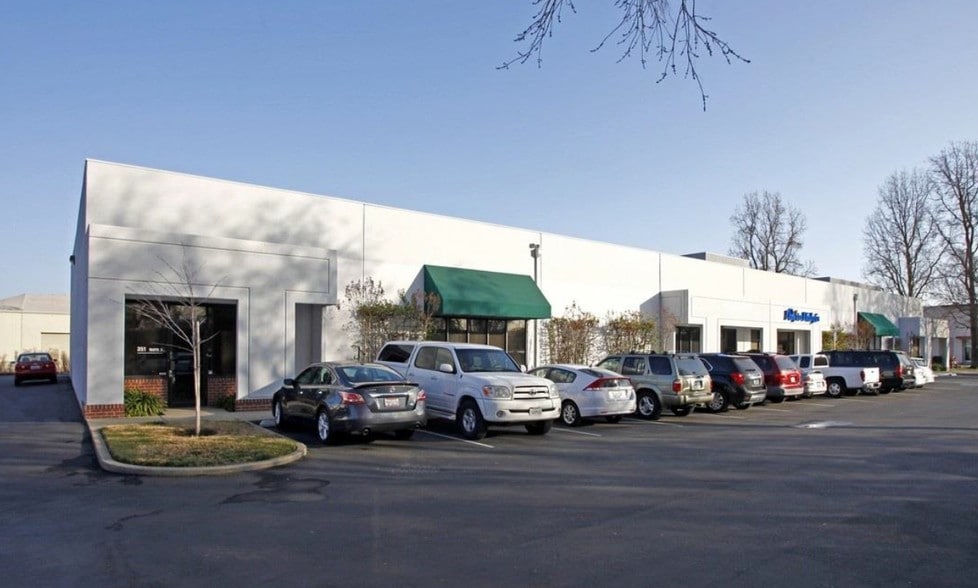 More Photos Of 251 Lathrop Way, Sacramento Office For Lease