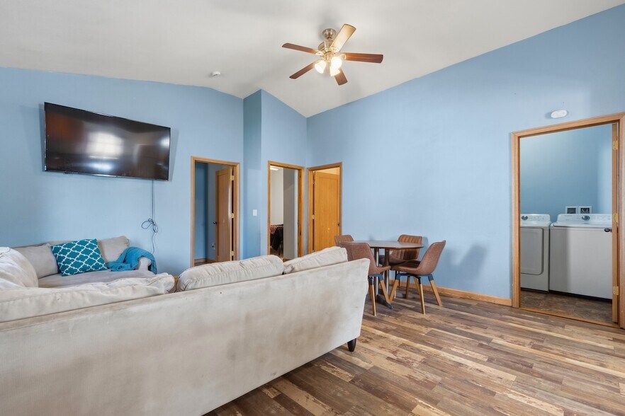 More Photos Of 316-318 Main St, Glenburn Apartments For Sale