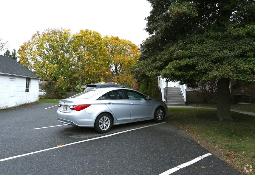 More Photos Of 464 Broadway, Long Branch Office For Lease