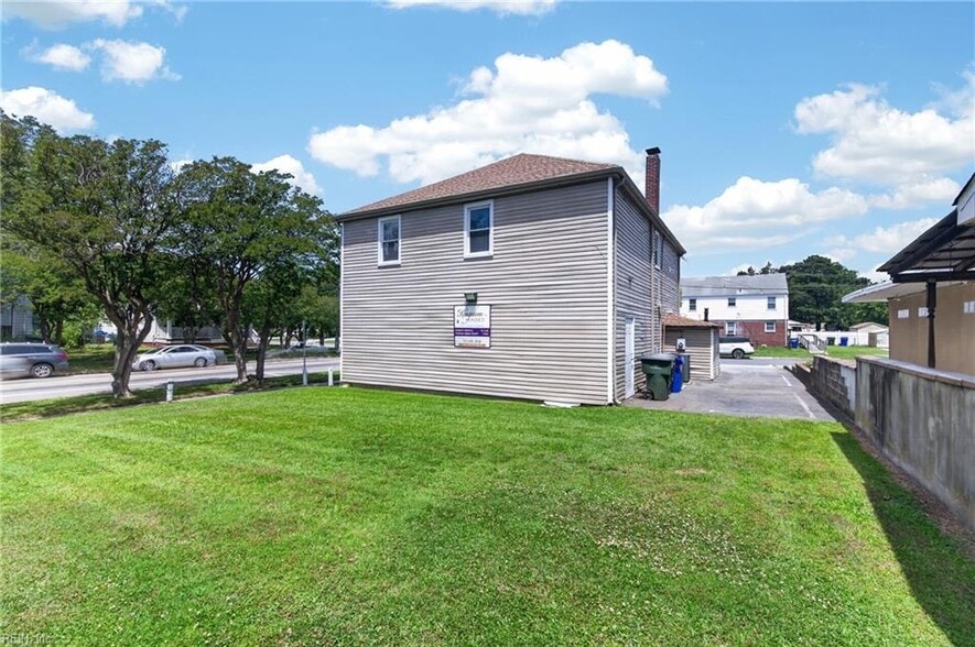 More Photos Of 2546 Ballentine Blvd, Norfolk General Retail For Sale