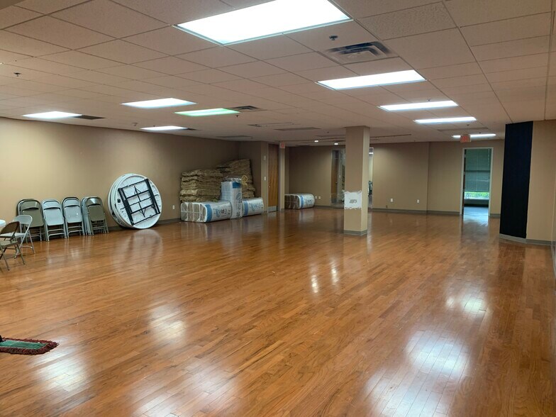 More Photos Of 5380 Hickory Hollow Pky, Antioch Medical For Lease