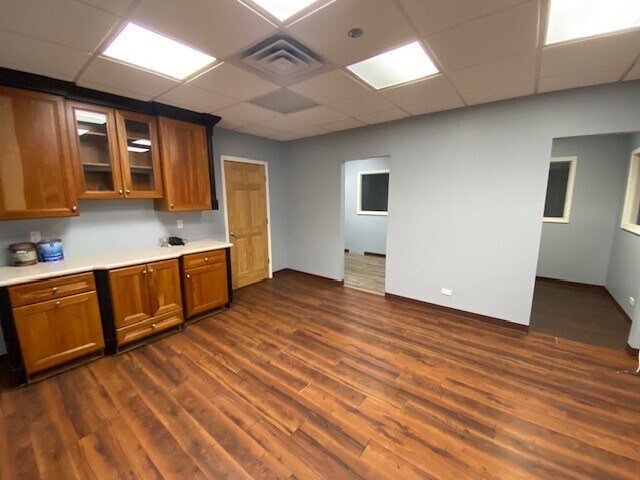 More Photos Of 6880 River Rd, Hodgkins Distribution For Lease