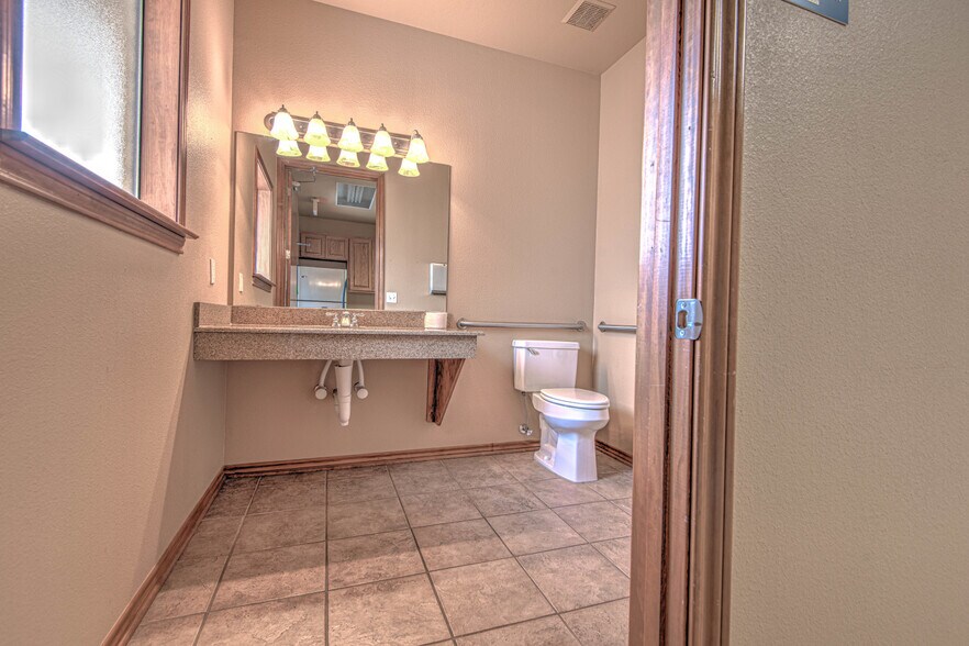 More Photos Of 2566 Blue Meadow Dr, Temple Office Residential For Lease