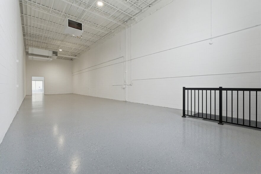 More Photos Of 397 Humberline Dr, Toronto Warehouse For Sale