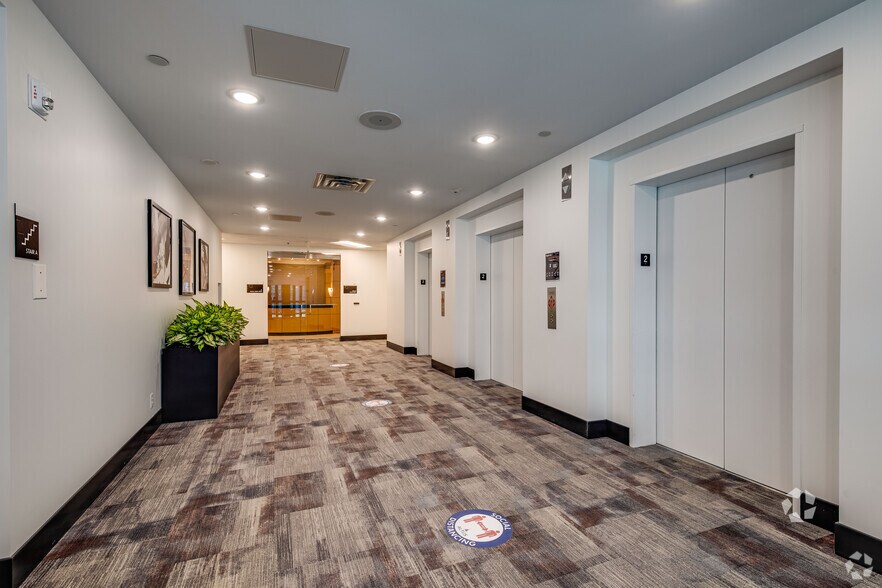 More Photos Of 1300 NE Godward St, Minneapolis Office For Lease