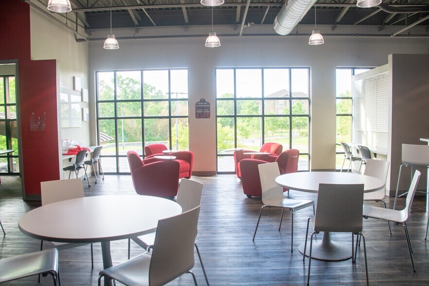 More Photos Of , Chapel Hill Office For Sale