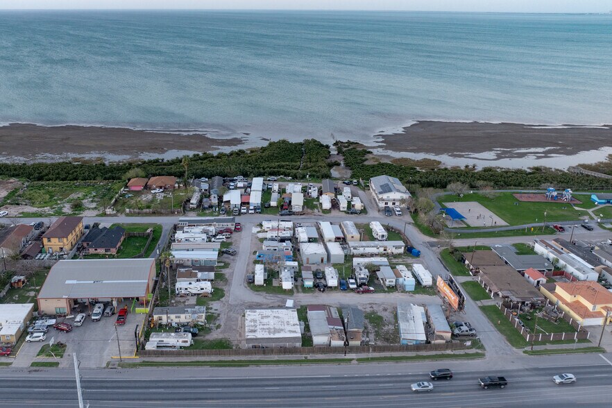 More Photos Of 47931 Michigan St, Laguna Heights Multifamily For Sale