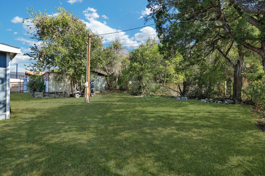 More Photos Of 1016 E Borgfeld Dr, San Antonio Flex For Sale