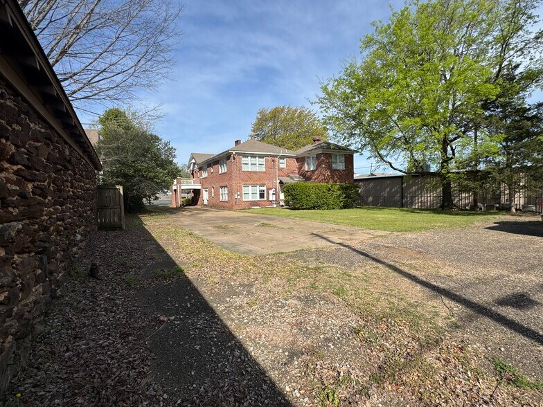 More Photos Of 436 S Fannin Ave, Tyler Office Residential For Sale