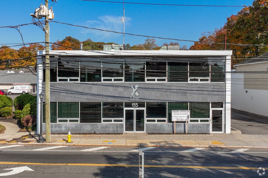 More Photos Of 155 E Main St, Smithtown Medical For Lease