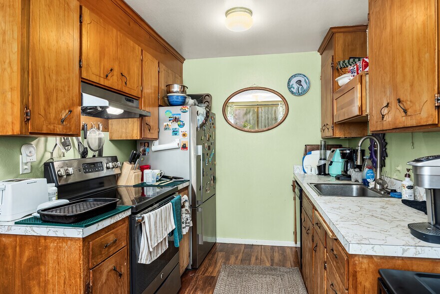 More Photos Of 5506 7th Ave NW, Seattle Apartments For Sale