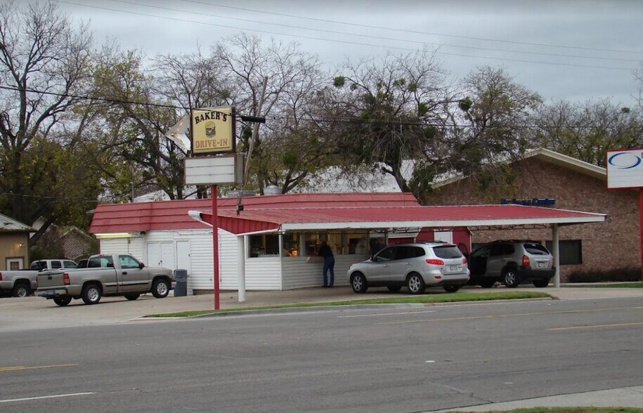 More Photos Of , McKinney General Retail For Sale