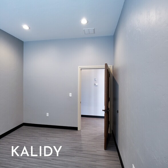 More Photos Of 2220 NW 164th St, Edmond Office For Sale
