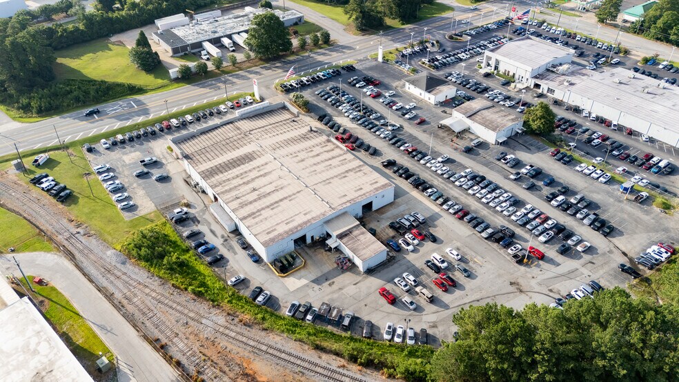 More Photos Of 6865 Jonesboro Rd, Morrow Auto Dealership For Sale