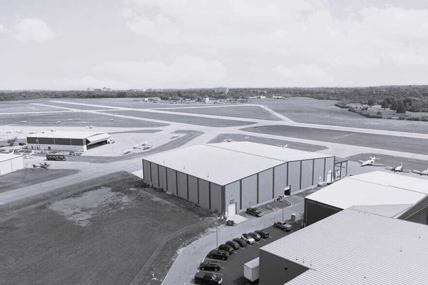 More Photos Of 1180 Keith Ross Dr, Oshawa Airplane Hangar For Sale
