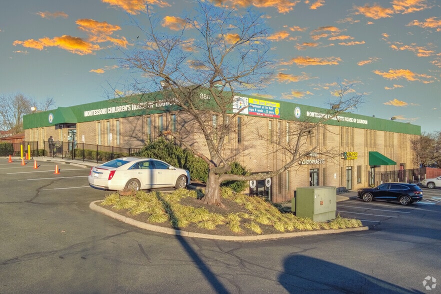 Primary Photo Of 880 W Church Rd, Sterling Unknown For Lease