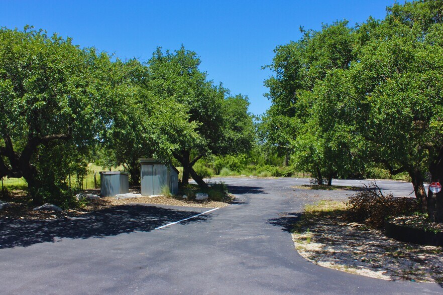More Photos Of 18800 Hamilton Pool Rd, Dripping Springs Storefront Retail Office For Lease