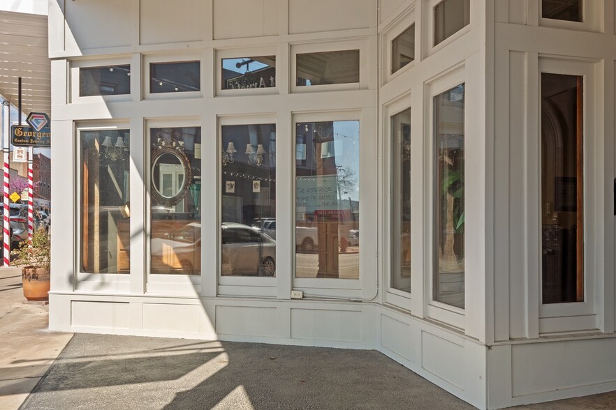 More Photos Of 312 S Main St, Jonesboro Loft Creative Space For Sale