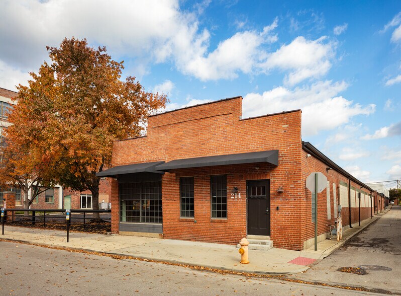 More Photos Of 214 N Neilston St, Columbus Office For Lease