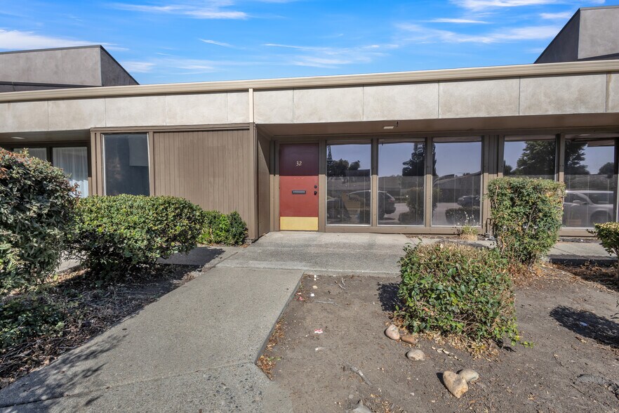 Primary Photo Of 2027 Grand Canal Blvd, Stockton Office For Sale